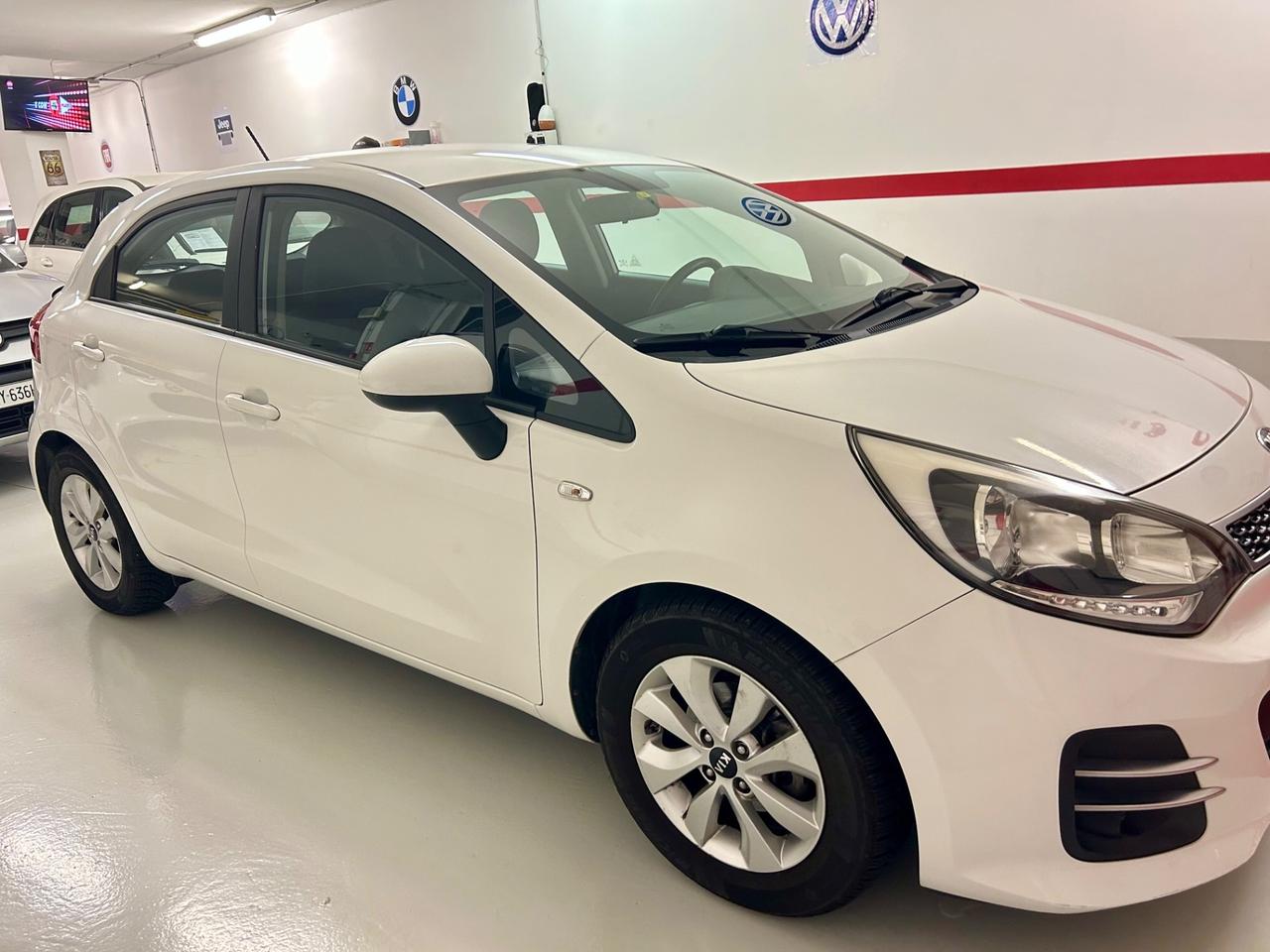 Kia Rio 1.2 CVVT 5p. Cool