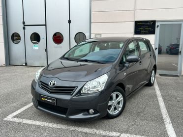 Toyota Verso 2.0 D Sol