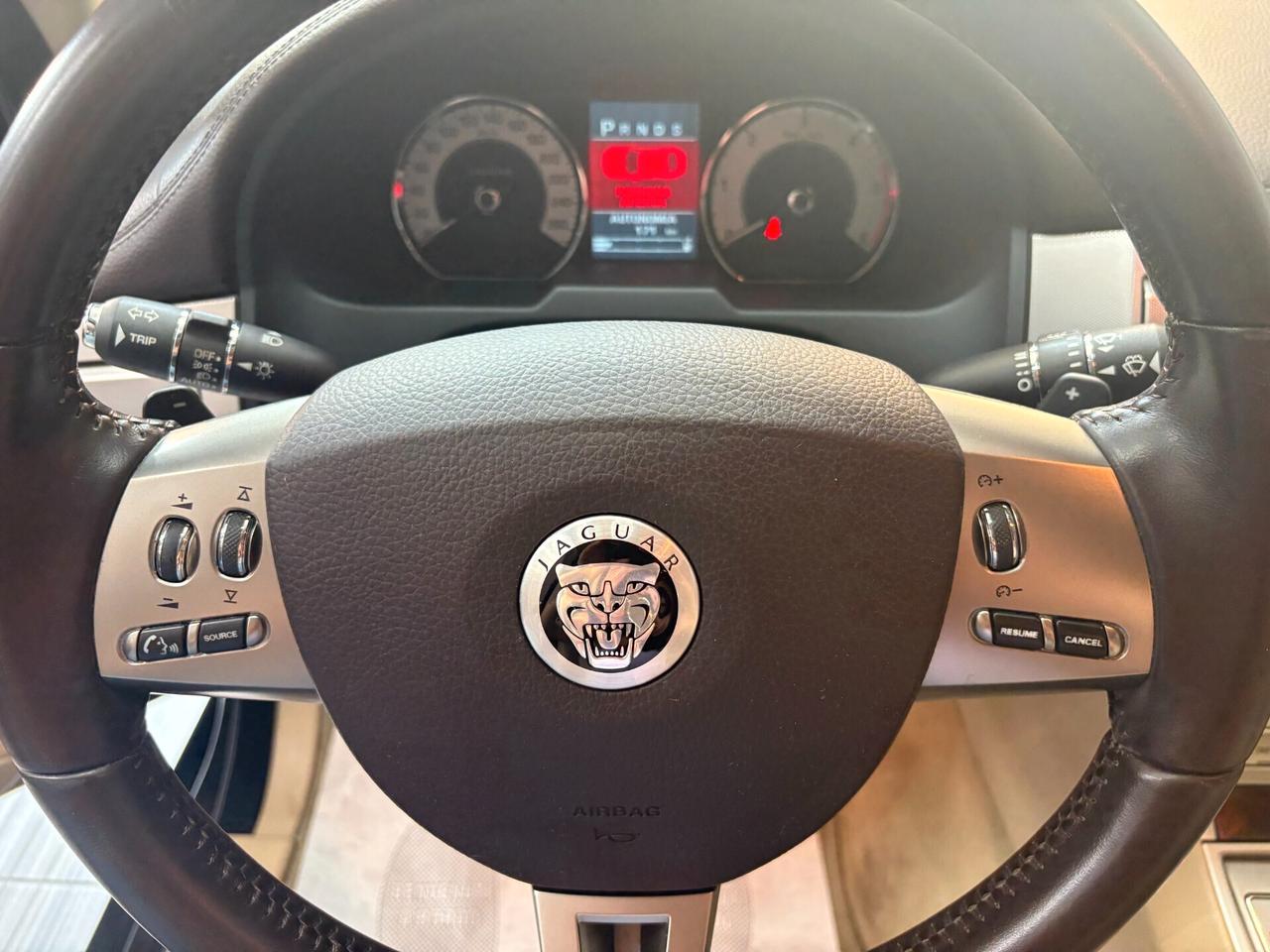 Jaguar XF 3.0d V6 Premium Luxury Automatica ITALIANA