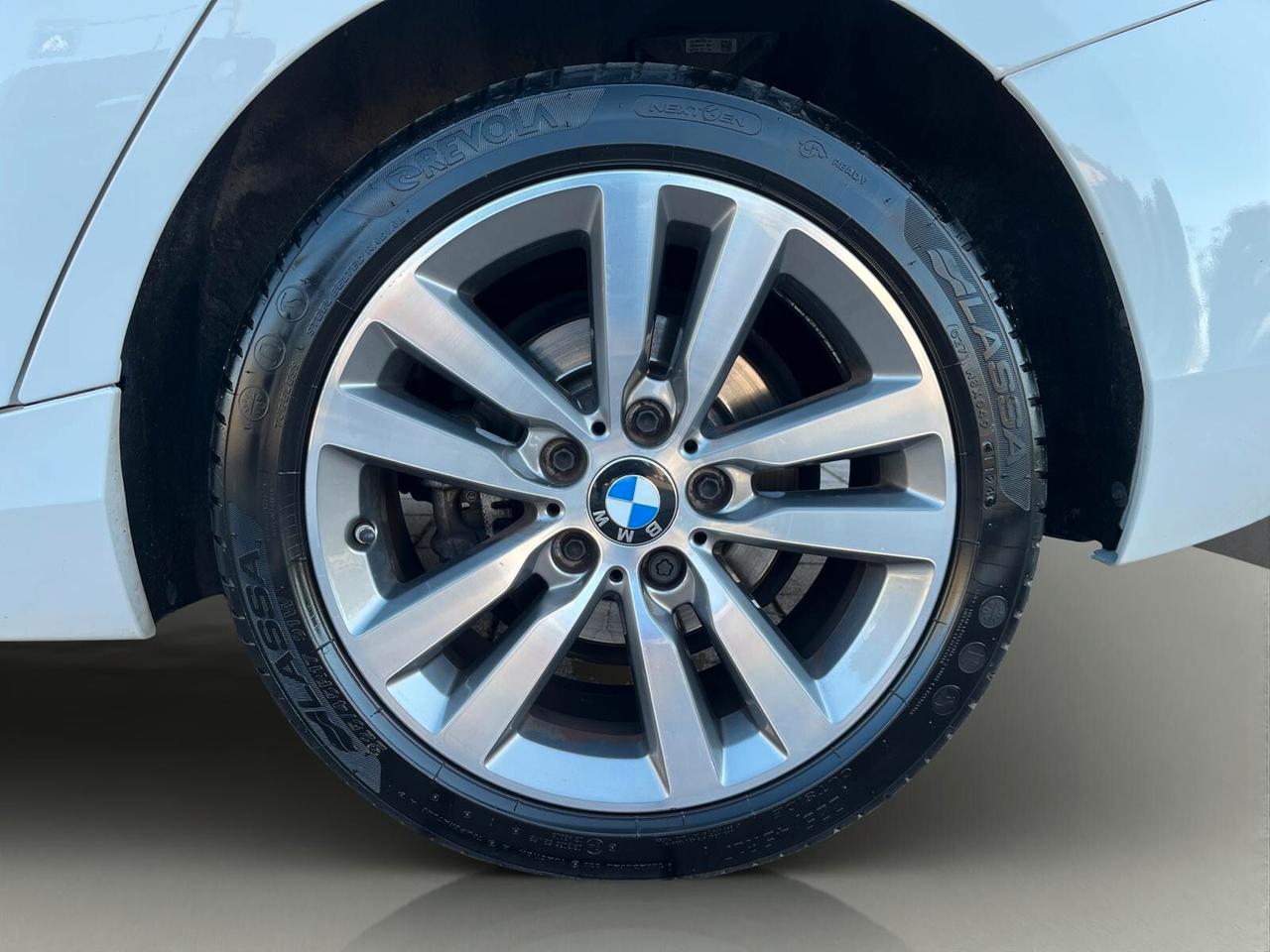Bmw 116d 5p. Advantage Auto.