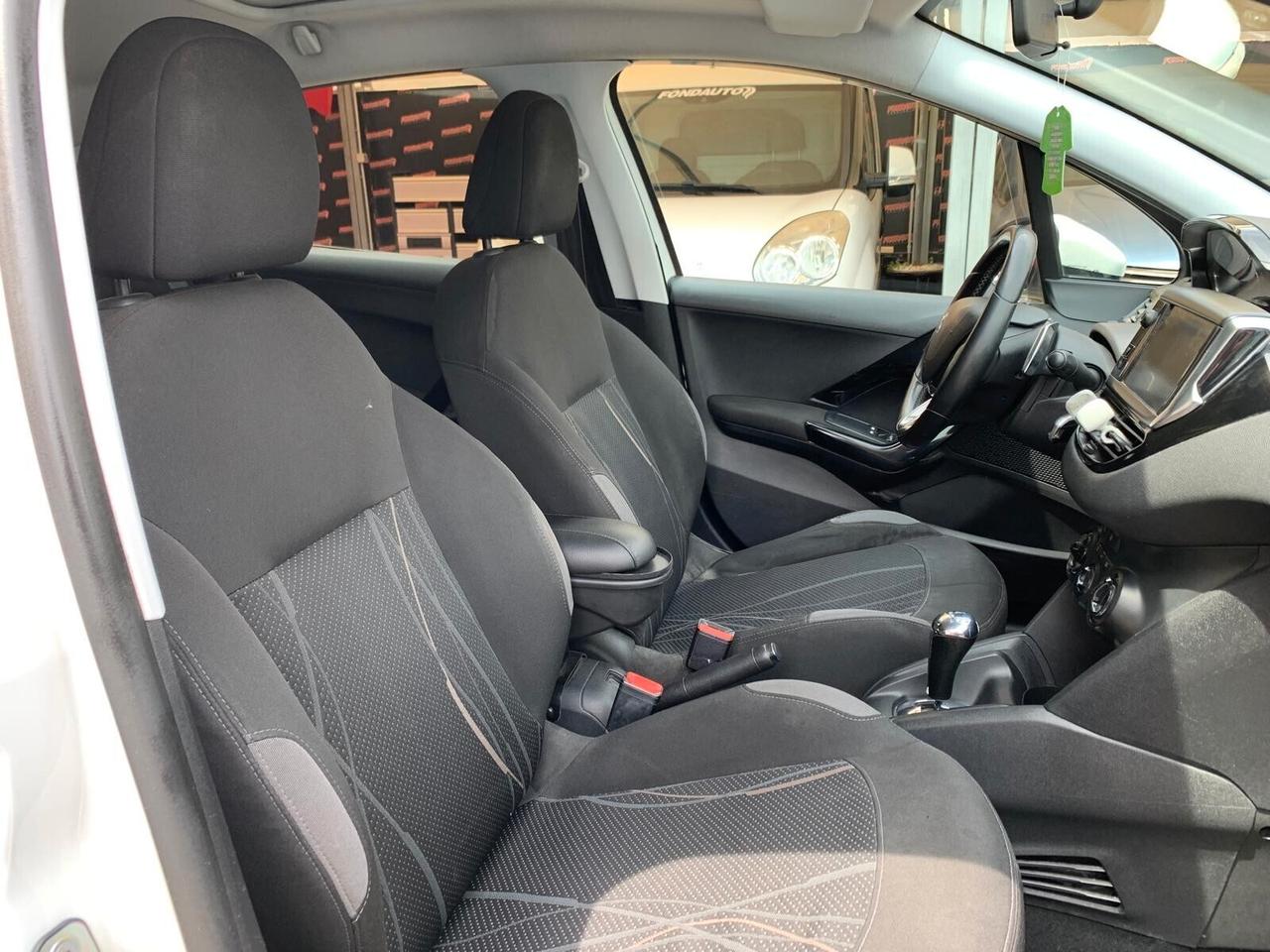 Peugeot 208 1.4 e-HDi 68 CV S&S robotizzato 5 porte Active