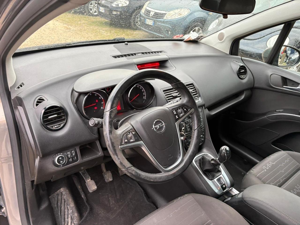 Opel Meriva 1.4 100CV Cosmo 2012 111.000 Km