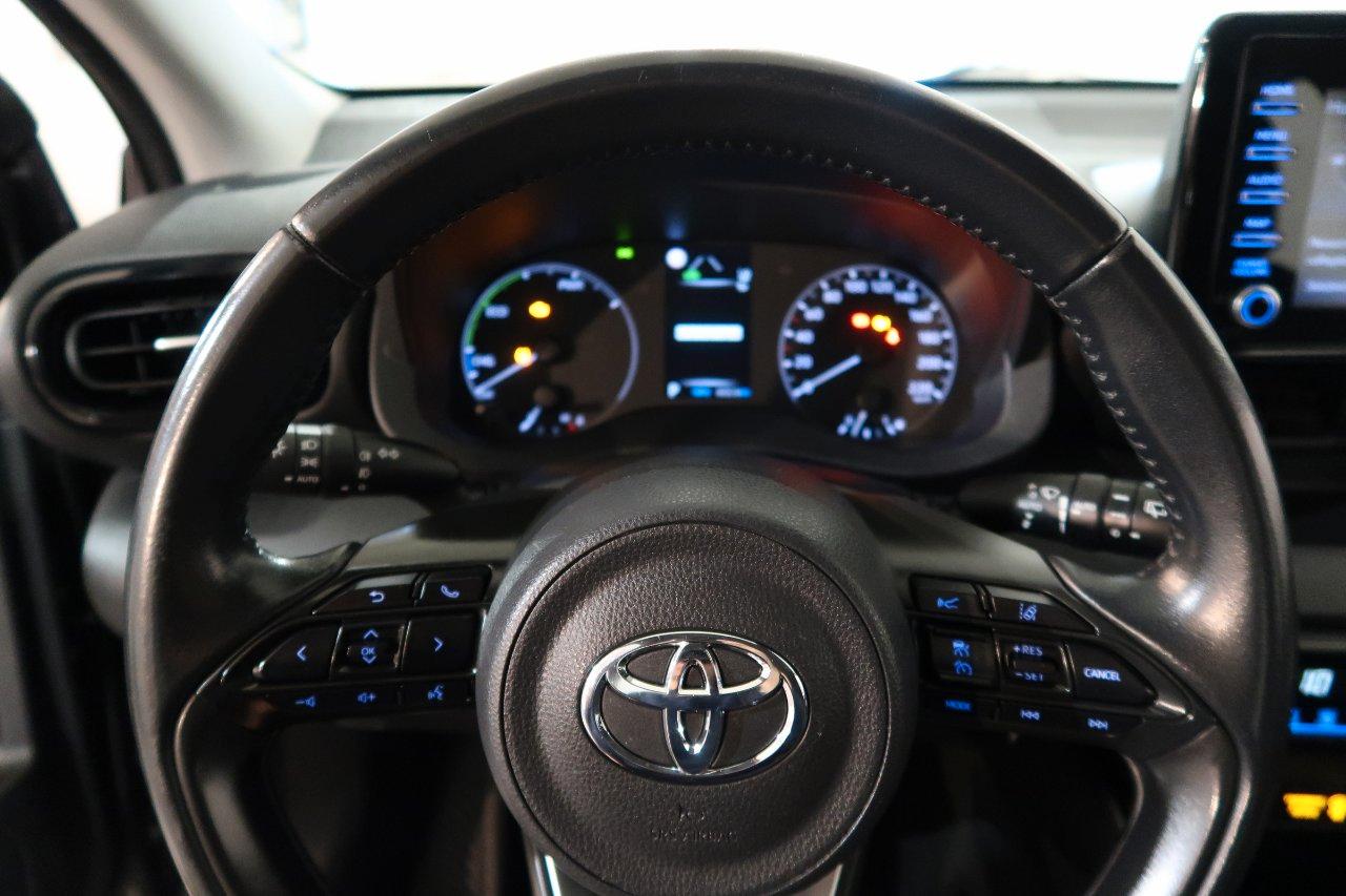 Toyota Yaris 1.5h Business # TELECAMERA # CAMBIO AUT #
