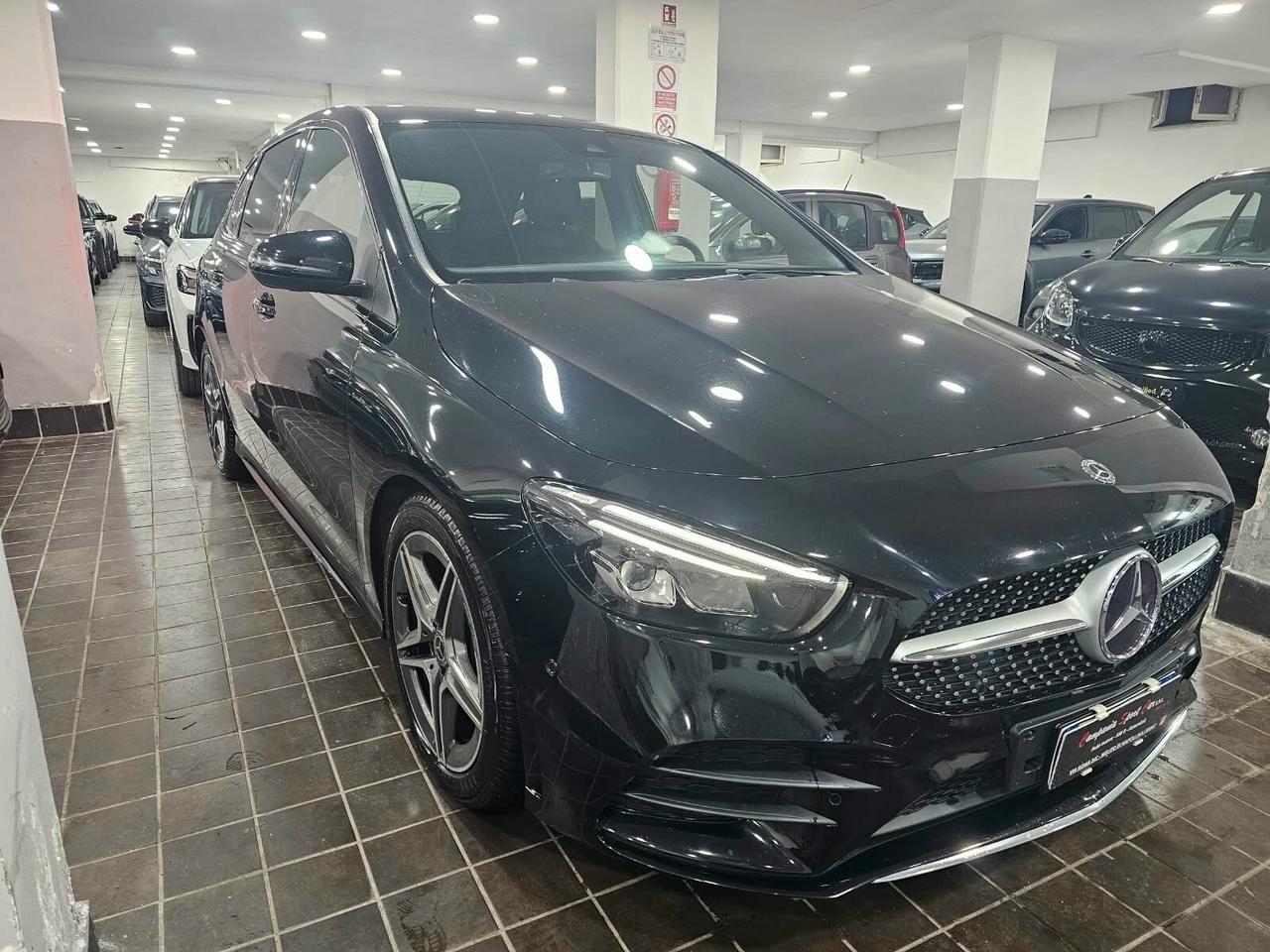NUOVA MERCEDES-BENZ CLASSE B 180d 116CV PREMIUM AMG