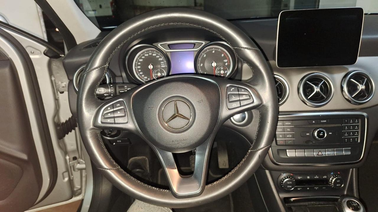 Mercedes-benz GLA 200 GLA 200 d Sport