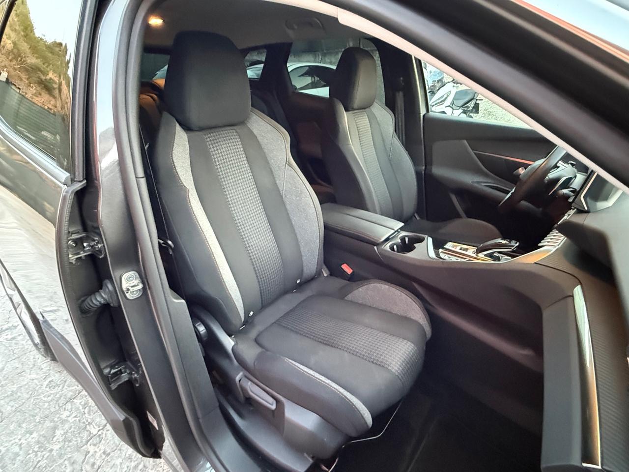 Peugeot 3008 BlueHDi 130 S&S EAT8 Allure
