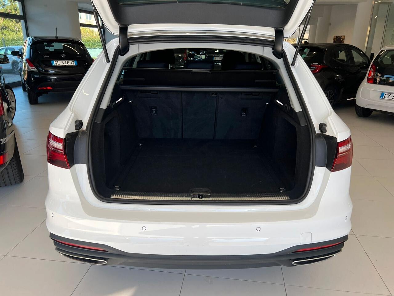 Audi A4 Avant 30 TDI/136 CV S tronic