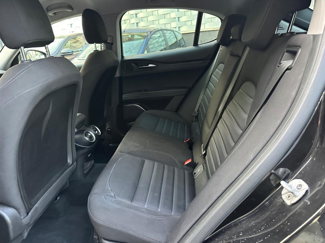 Alfa Romeo Stelvio 2.2 MJT 160 CV AT8 RWD 2021