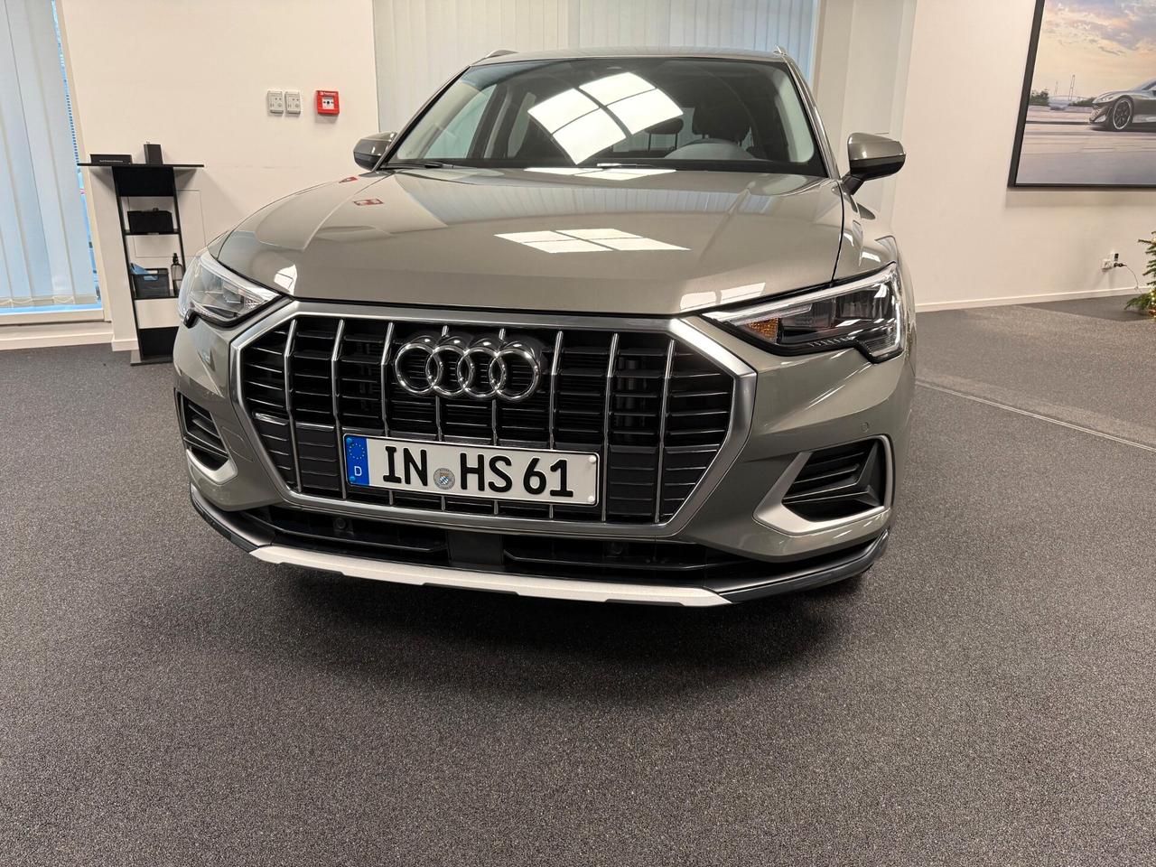Audi Q3 35 TFSI Business Advanced