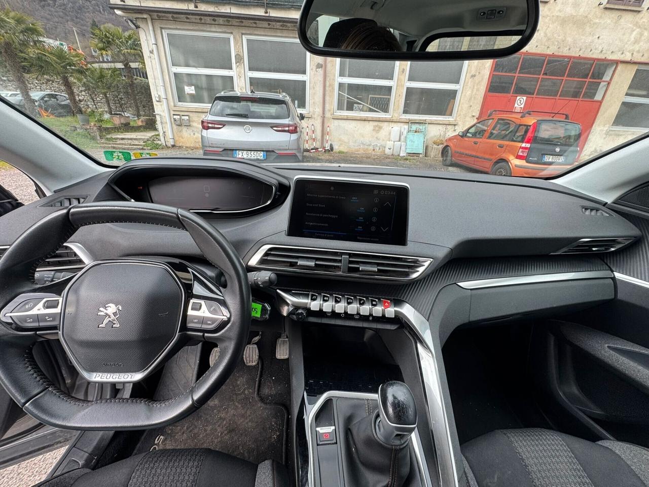 PEUGEOT 5008 BlueHDi 130 S&S Business 7 POSTI