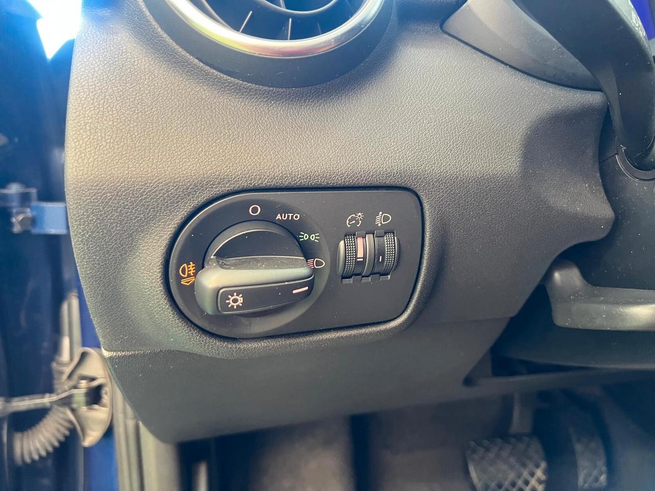 AUDI A1 1.4 DIESEL 90CV AUTOMATICA