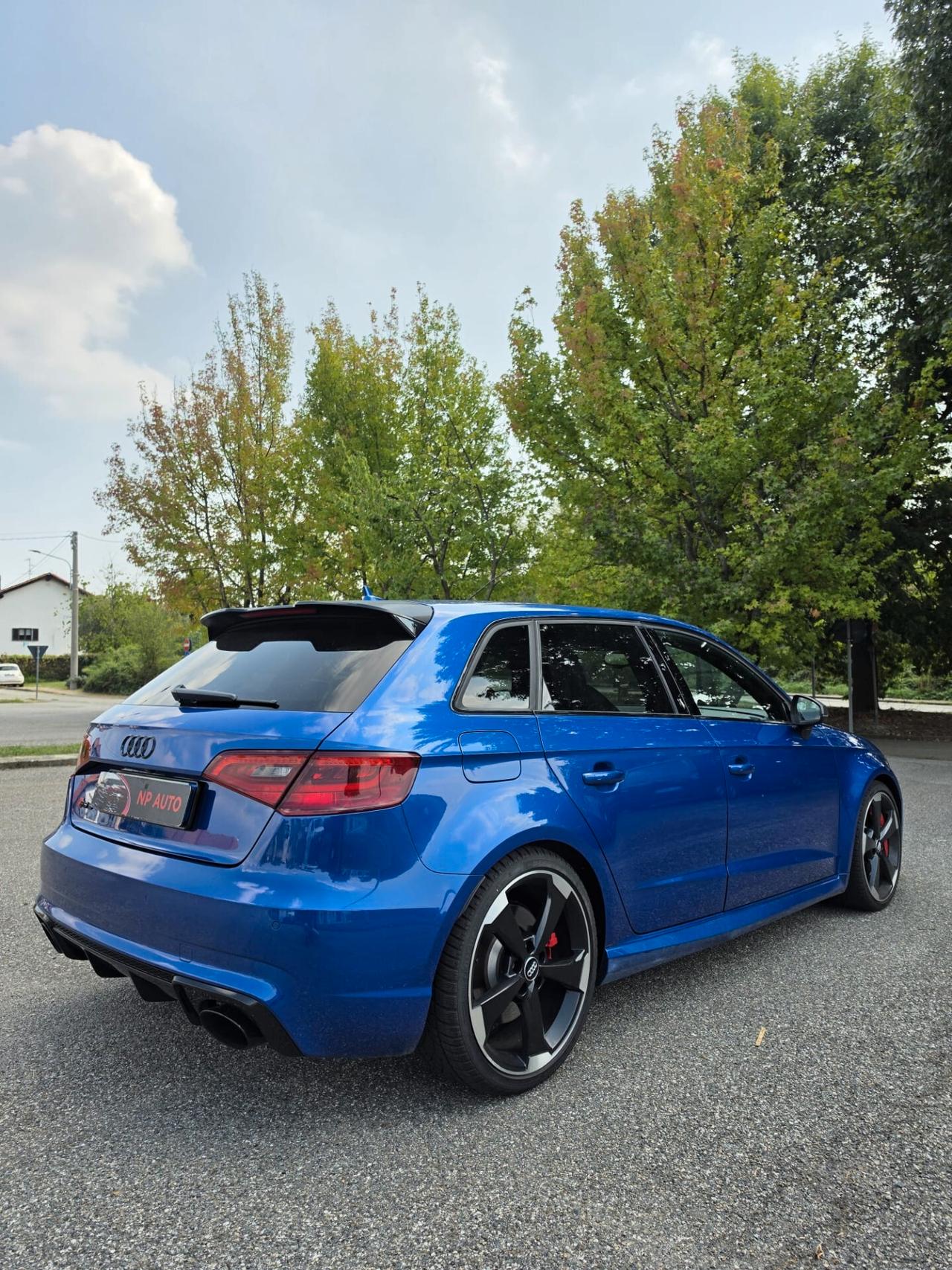 Audi RS3 TFSI quattro S tronic
