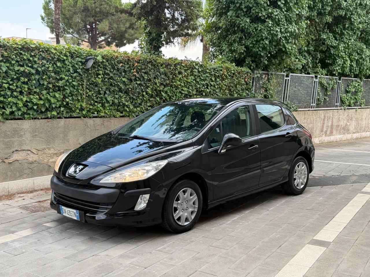 Peugeot 308 1.6 HDi 90CV 5p. Premium