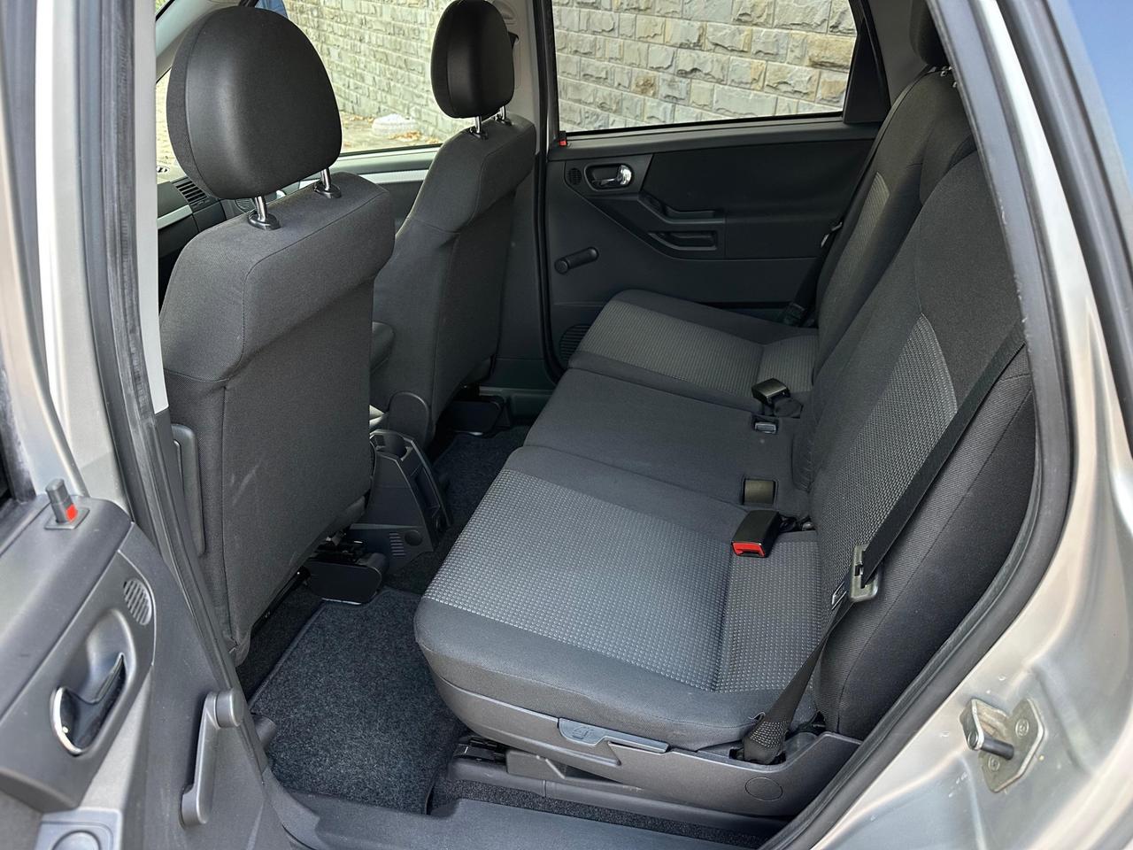 Opel Meriva 1.4 16V GPL-TECH Club