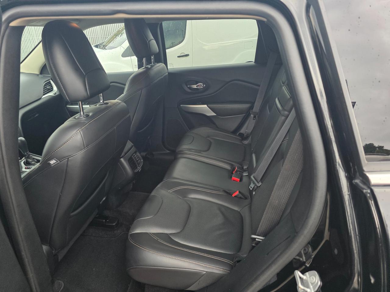 Jeep Cherokee 2.2D 200cv strafull 4WD automatic