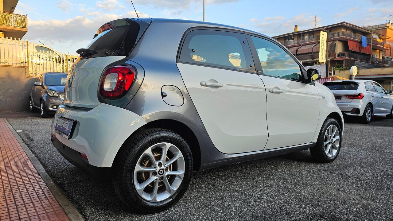 Smart ForFour 90 0.9 Turbo twinamic Passion UNIPRO NAV ANDROID TAGL UFF LED
