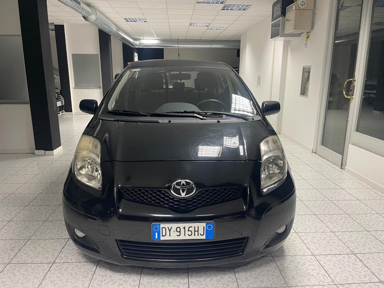 Toyota Yaris 1.3 5 porte Sol
