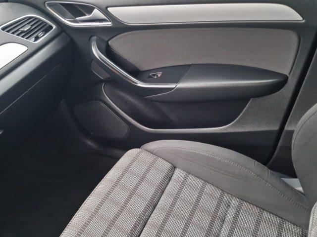 AUDI Q3 2.0 TDI 120 CV Sport