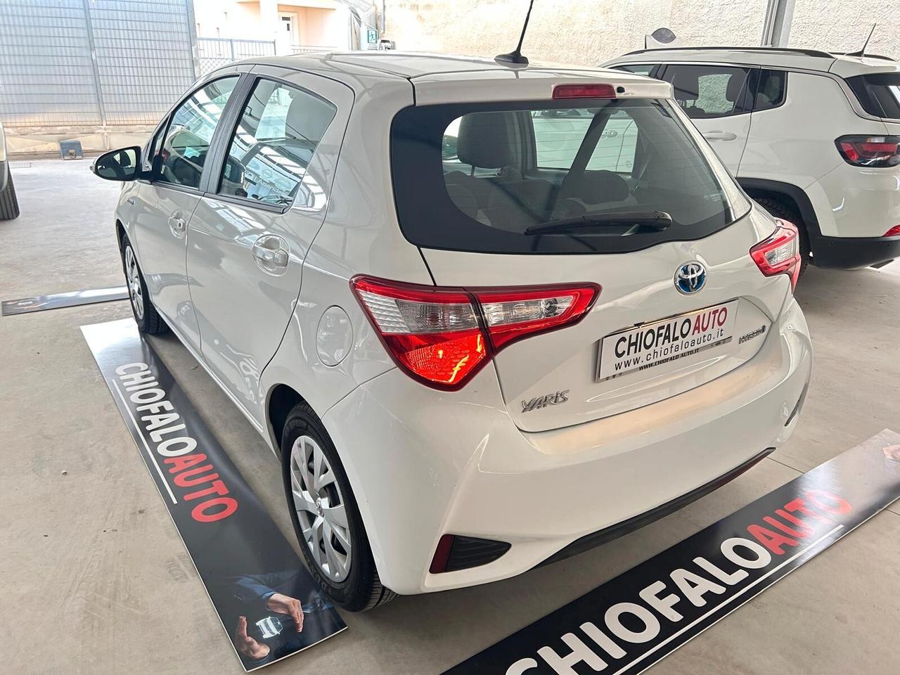 Toyota Yaris 1.5 Hybrid 5 porte Business