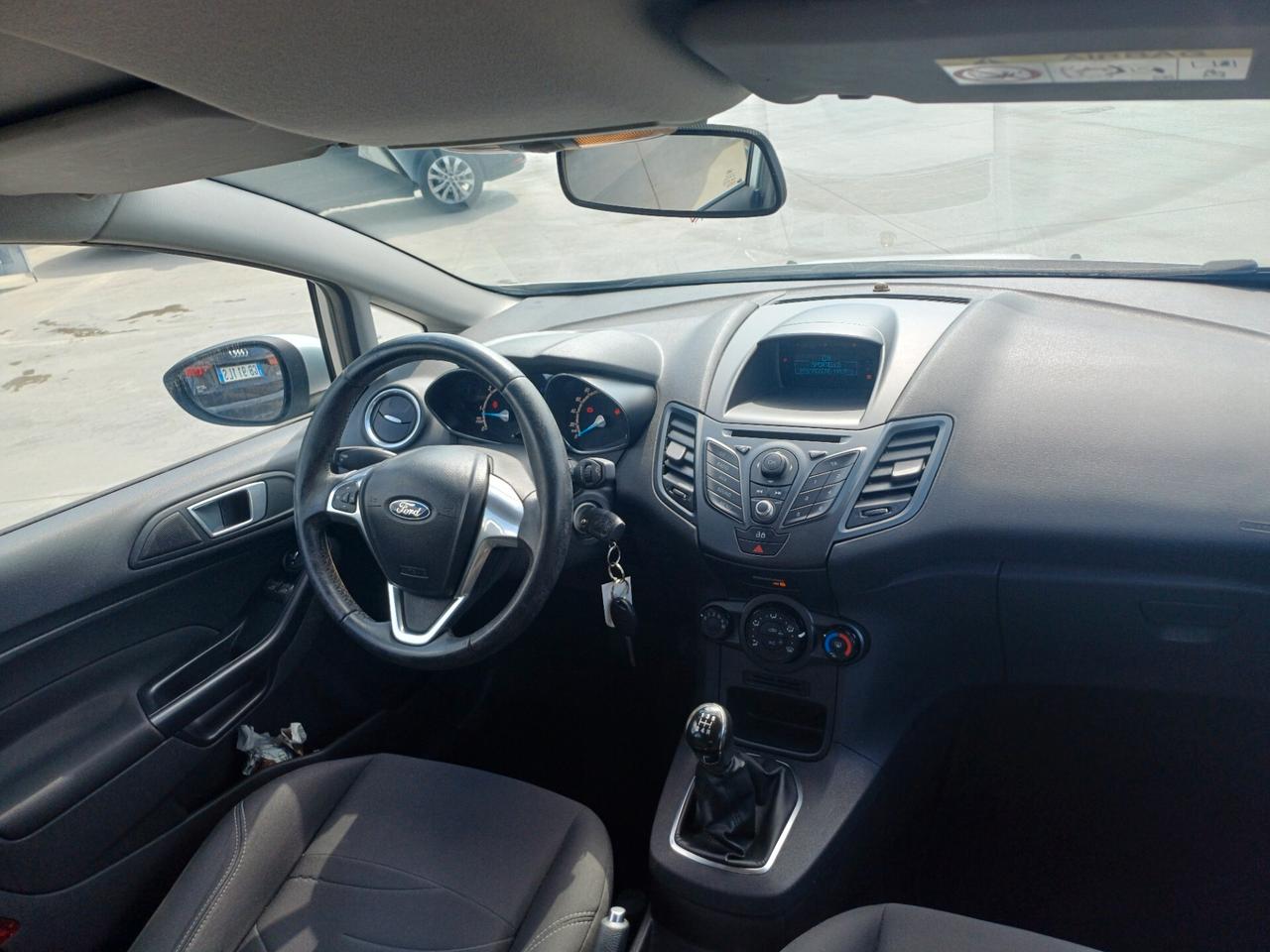 Ford Fiesta 1.5 TDCi 75CV 5 porte Titanium