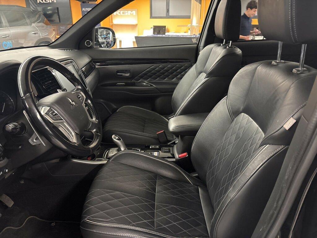 Mitsubishi Outlander 2.4 Mivec PHEV Diamond 4WD CVT