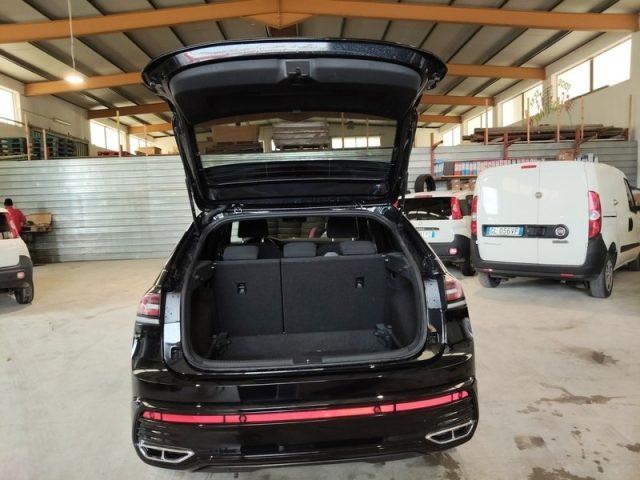 VOLKSWAGEN Taigo 1.5 TSI 150 CV DSG R-Line