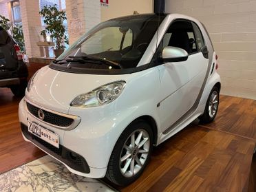 SMART fortwo 1000 52 kW MHD coupé pure
