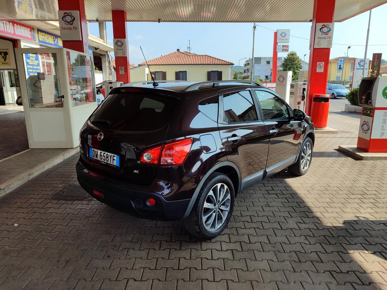Nissan Qashqai 2.0 dCi 4WD MANUTENZIONE COMPLETA
