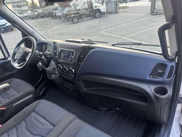 Iveco Daily 35C16H3.0 Cent Reg Teli 3 lati4440x2240x2850kg1000