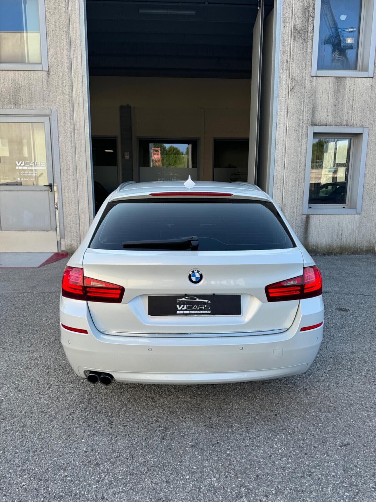 Bmw 520 520d xDrive Touring Luxury