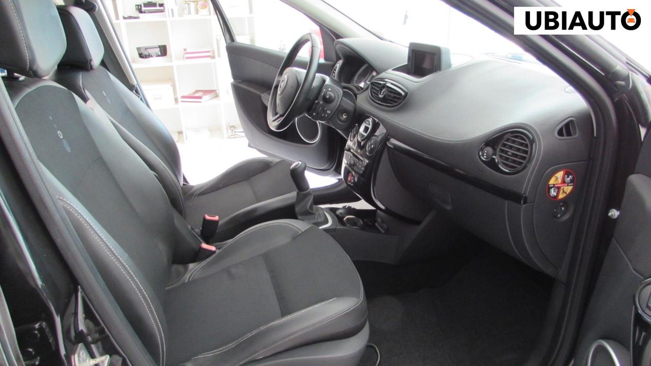 Renault Clio 1.2 16V 5 porte Dynamique