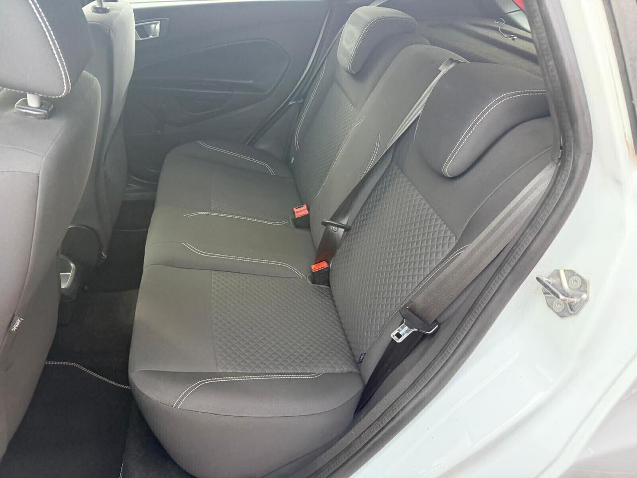 Ford Fiesta 1.0 80CV 5 porte Black & White Edition