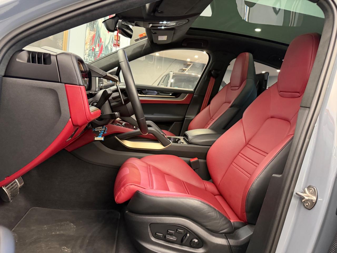 Porsche Cayenne 4.0 V8 Turbo E-Hybrid turbo 740cv