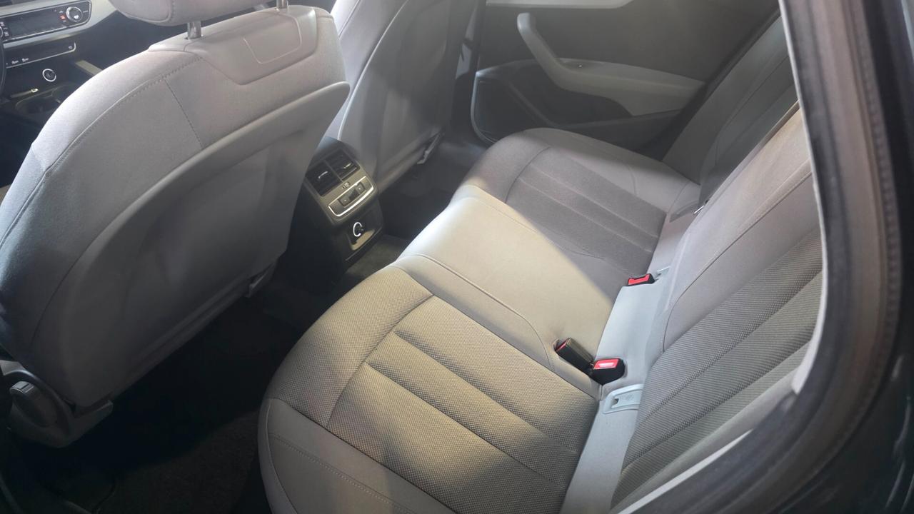 Audi A4 2.0 TDI 190 CV S tronic Sport
