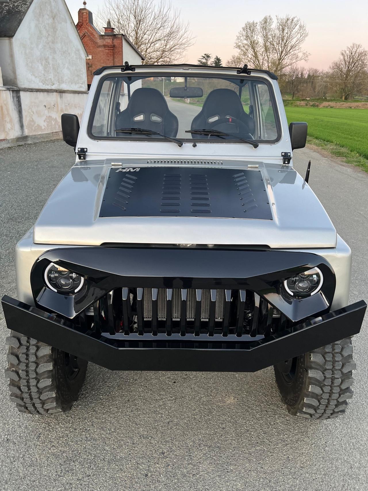 Suzuki SJ Samurai SJ413 Berlina De Luxe