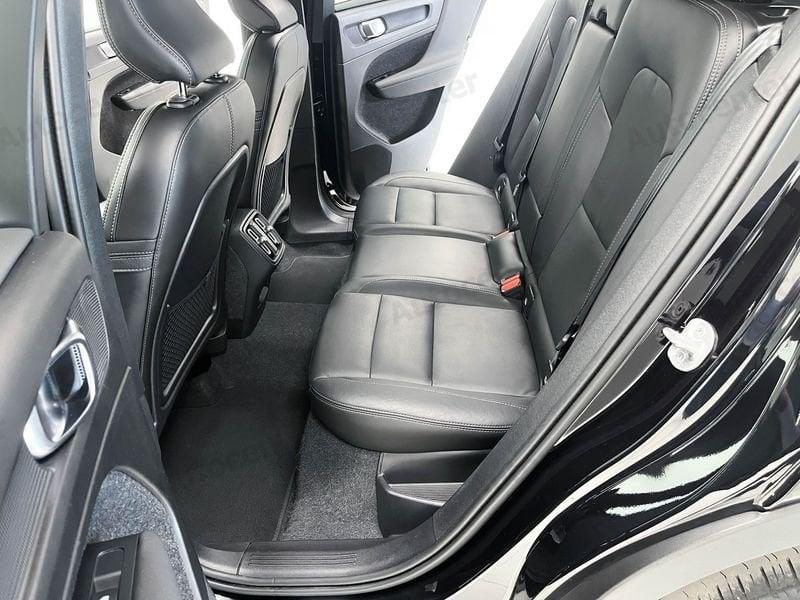 Volvo XC40 XC40 B3 163CV AUT CORE + PELLE + 19"