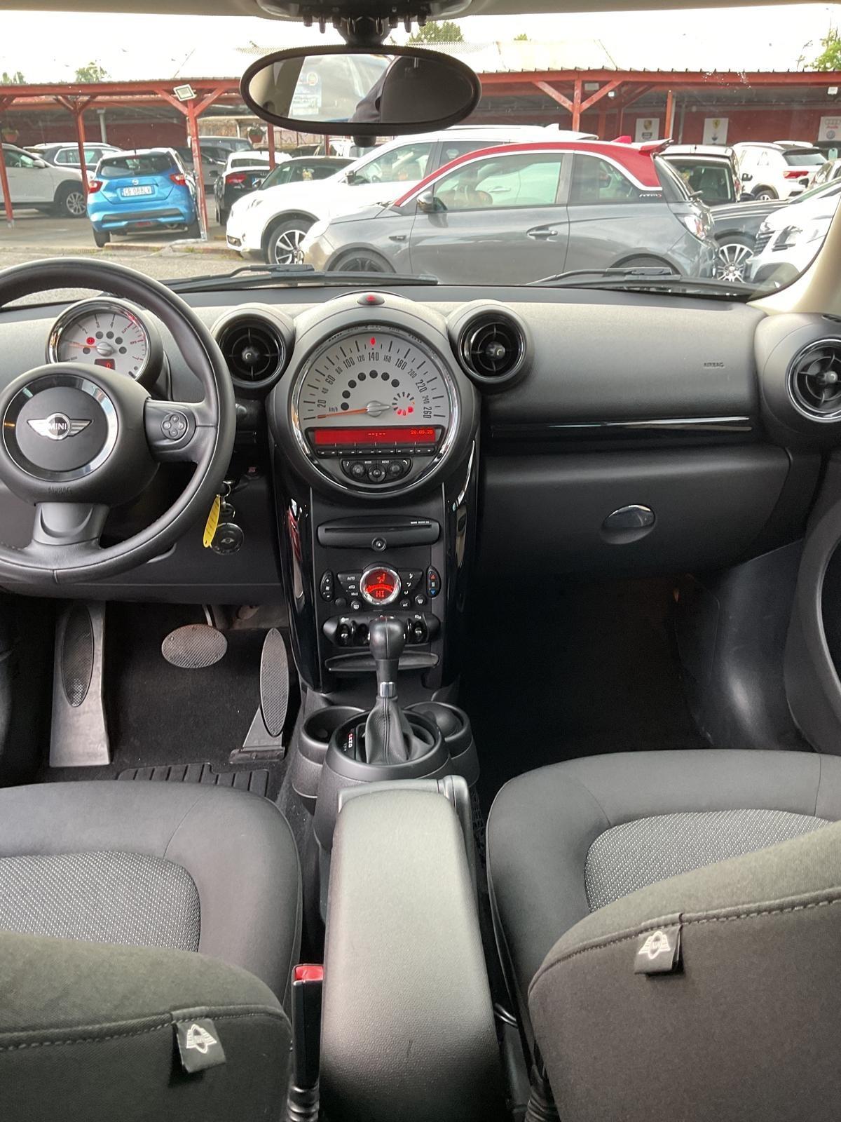 Mini 2.0 Cooper D Automatica-rate-garanzia-permute