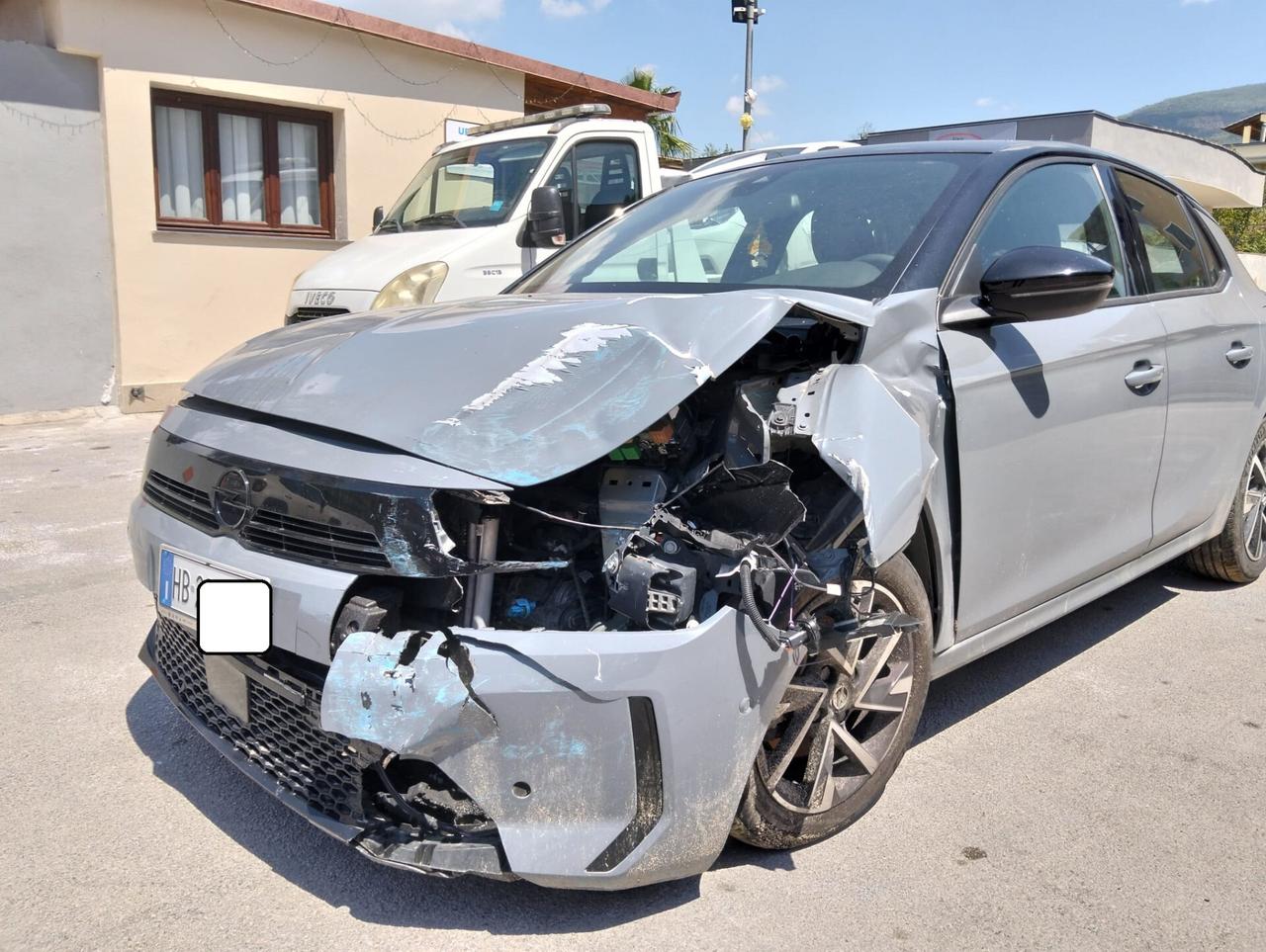 Opel Corsa 1.2 Benzina 100cv 2024 SINISTRATA