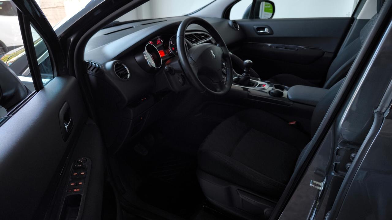 Peugeot 3008 1.6 HDi 110CV Premium