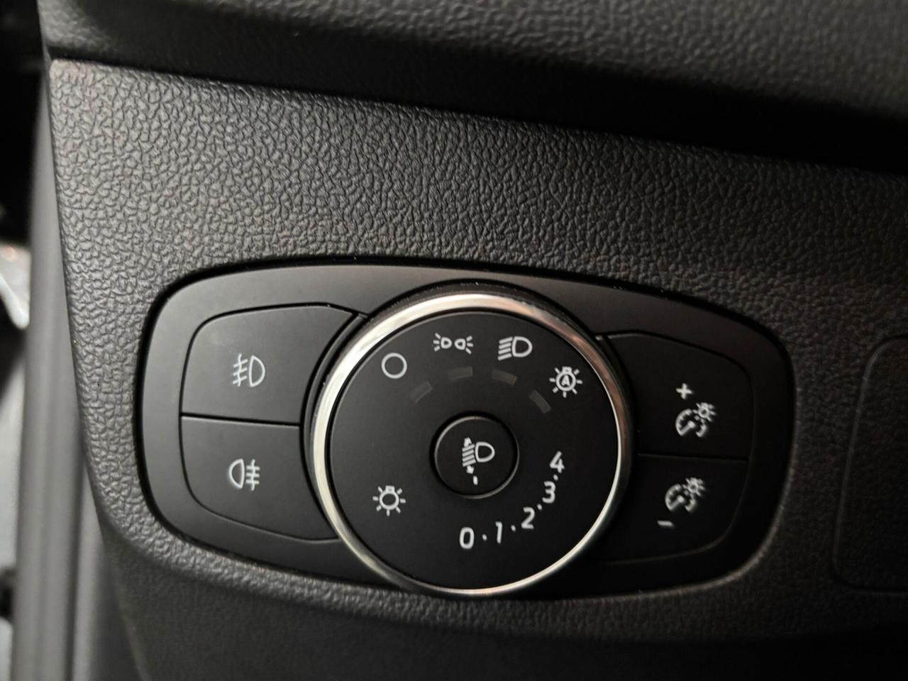 Ford Focus 1.0 EcoBoost Hybrid 125 CV SW ST-Line