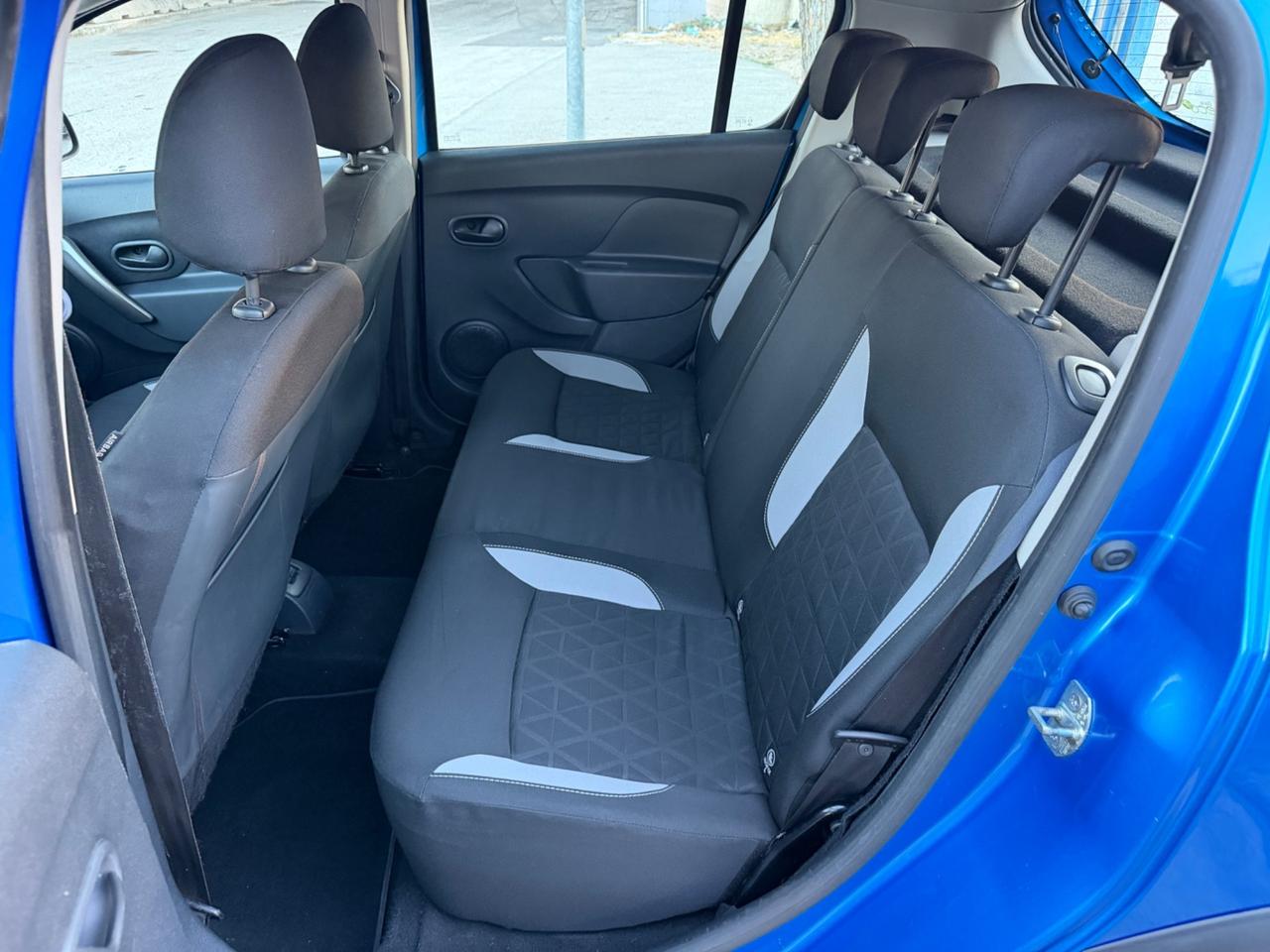 Dacia Sandero Stepway 1.5 dCi 90 cv 2014