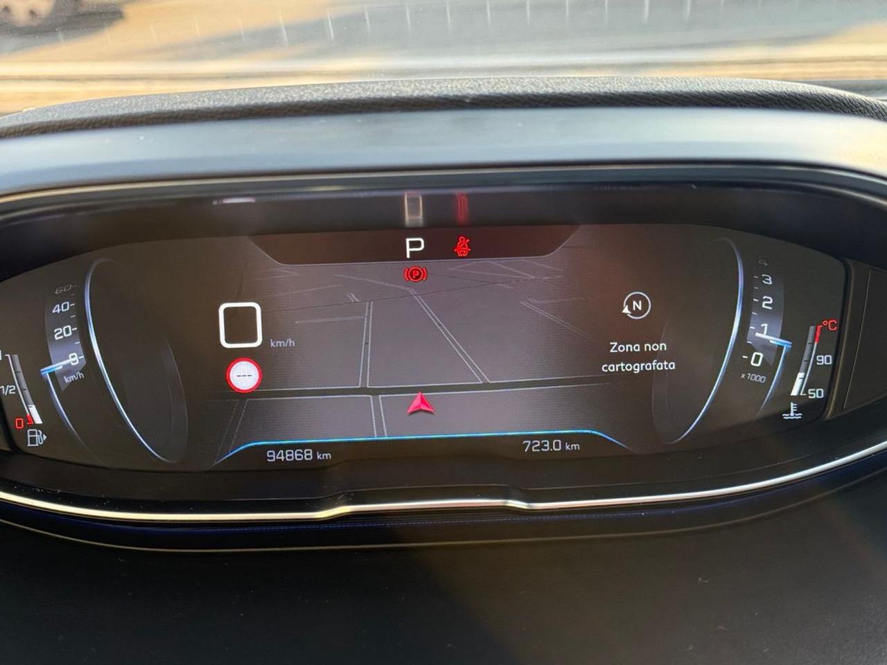 Peugeot 3008 BlueHDi 130 #8835