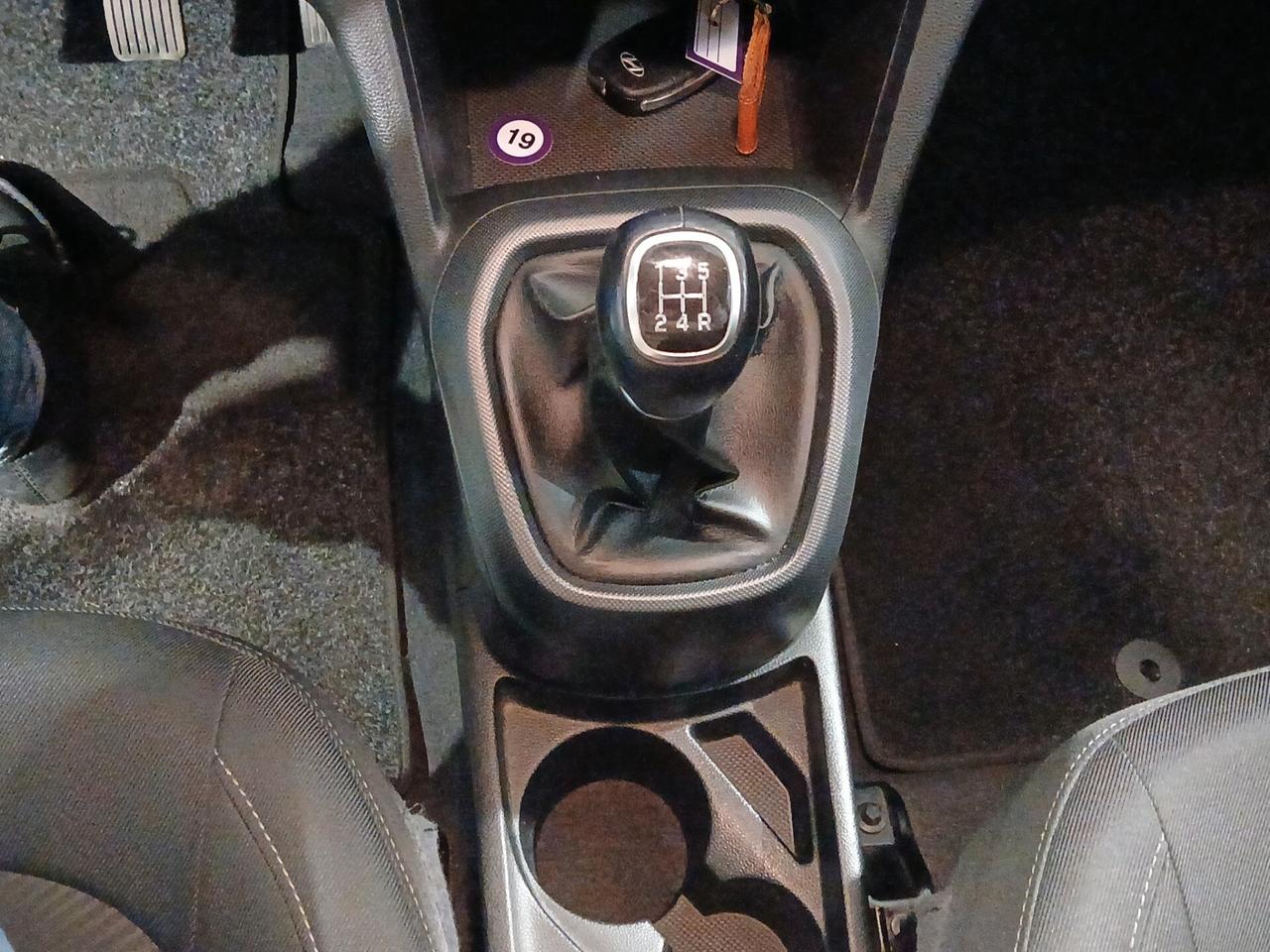 Hyundai i10 1.0 MPI Tech 67CV