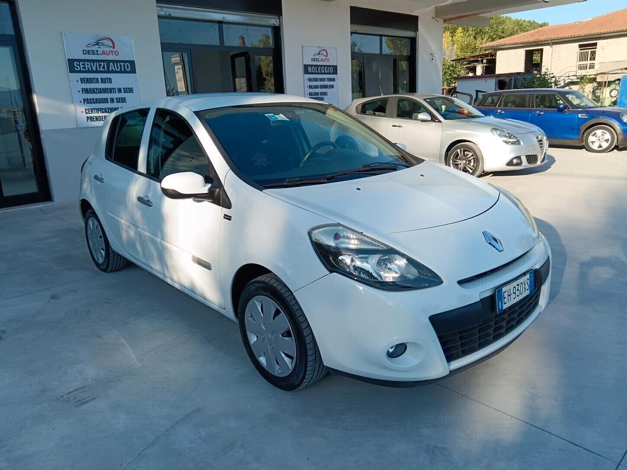 Clio 1.2 16V "OTTIME CONDIZIONI"