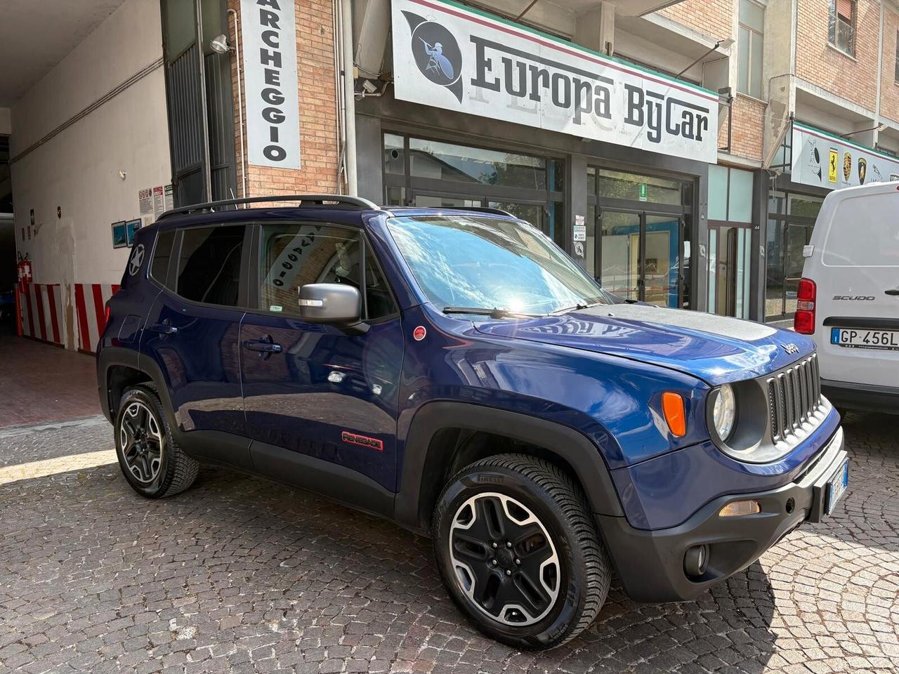 Jeep Renegade 2.0 Mjt 4WD Active Drive Sport