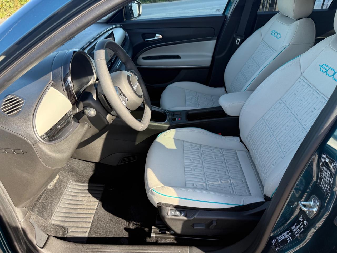 Fiat 600 Hybrid 100cv DCT MHEV La Prima Auto