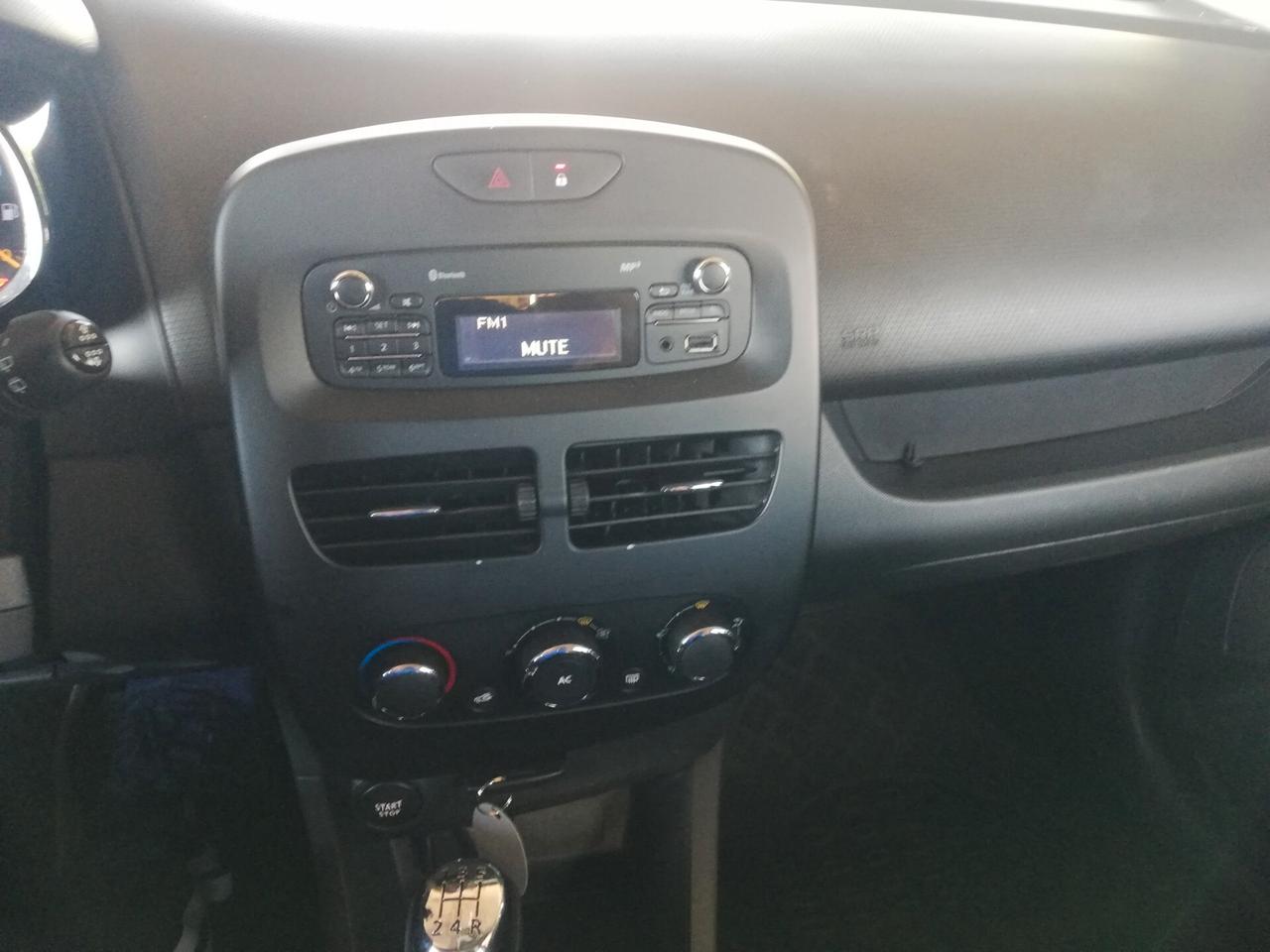 Renault Clio 1.2 16V 3 porte Dynamique