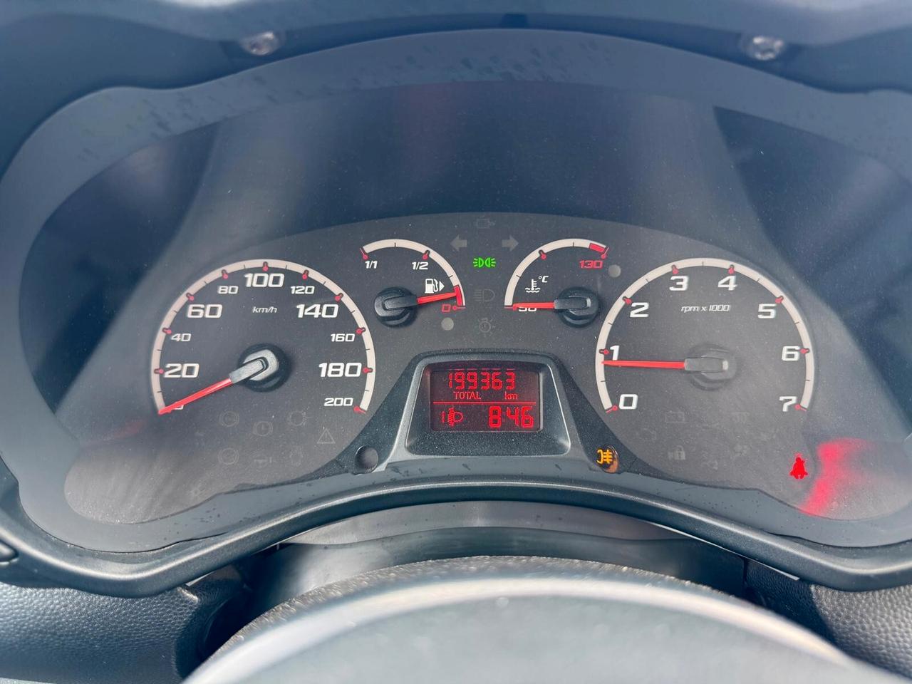 Ford Ka 1.2 BENZ 8V 69CV DURATEC 2009