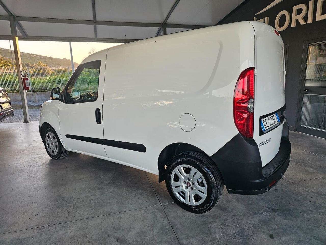 FIAT DOBLO' 1.6 MJT 120CV 3 POSTI 02/2021