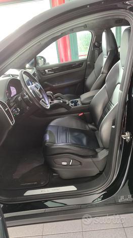 PORSCHE Cayenne Coupe 3.0 tiptronic "NAVI"LED"P